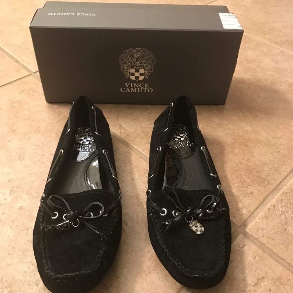 Vince Camuto loafer size 8 never worn